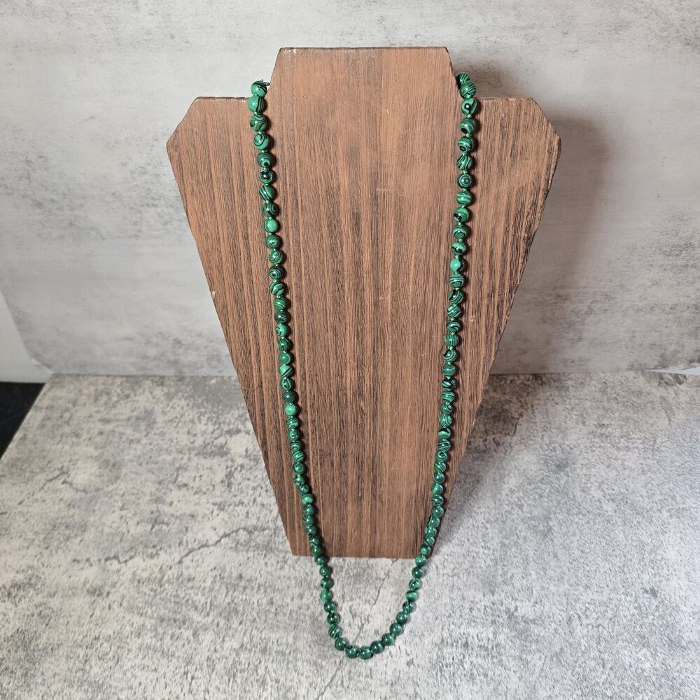 Vintage Malachite and Green Glass Beaded 20 Inch Necklace Gorgeous Long Strand